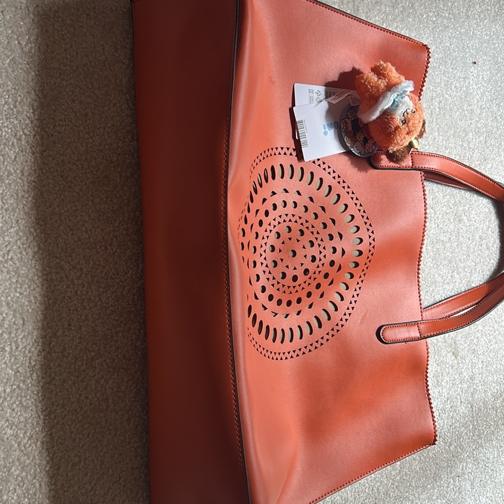 Orange Tote Bag with Cutout Design and perfect matching zeroni - Picture 5 of 5